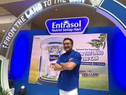 Jadwal Padat, Begini Cara Aktor Senior Surya Saputra agar Tak Mudah Sakit