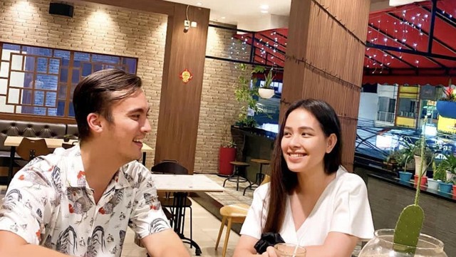 Gosip Terkini Selebriti Insertlive : Ulang Tahun Ke-35, Lady Nayoan Dapat Hadiah Modal Bisnis dari Rendy Kjaernett