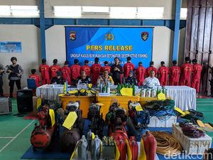 Polisi Tangkap 23 Pengebom Ikan di NTB Polisi Tangkap 23 Pengebom Ikan di NTB
