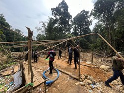 Razia Tambang Emas Ilegal di Bungo, Polisi Temukan Alat Berat-Basecamp