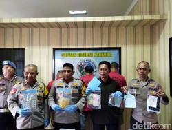 Polisi Tangkap 2 Pria di Pandeglang Kedapatan Bawa 24 Paket Ganja