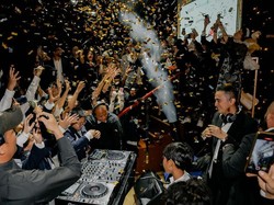 Petjah! Winky Wiryawan Nge-DJ di Acara Ultah Anak SD