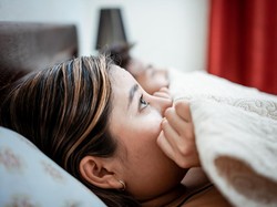 Habis Bercinta Malah Susah Tidur? Kenali Penyebab Post Coital Insomnia