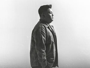 Adjji Alvarendra Rilis Single Debut Lelah Menghadapimu