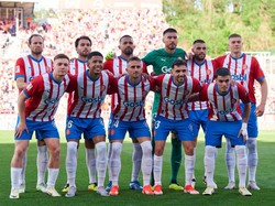 Girona sudah dipastikan finis ketiga di Liga Spanyol musim ini untuk mengamankan tiket Liga Champions. Namun mereka perlu mengubah struktur kepemilikan agar tidak didemosi ke Liga Europa, sebab ada pengaruh City Football Group (pemilik Manchester City) yang cukup besar di dalam klub.  Foto: Getty Images/Pedro Salado