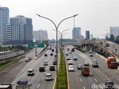 Long Weekend, Lalin di Jakarta Lancar