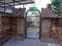 Berbagai Cerita Keanehan di Pesarean Ki Ageng Pengging Surabaya