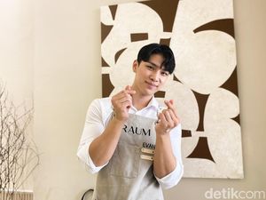 Annyeonghaseyo! Ngopi di Kafe Viral Ini Dilayani Barista Oppa Korea Asli Annyeonghaseyo! Ngopi di Kafe Viral Ini Dilayani Barista Oppa Korea Asli