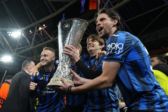 Sejarah, Atalanta Raih Trofi Liga Europa Pertama Sebuah sejarah baru tercipta di Liga Europa 2023/2024. Untuk kali pertama, Atalanta meraih titel juara Liga Europa.
