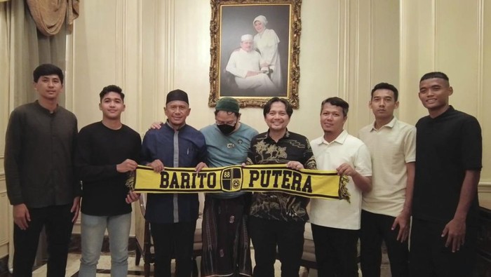 PS Barito Putera bergerak cepat mempersiapkan tim untuk mengarungi kompetisi Liga 1 musim 2024/2025. Kontrak pelatih Rahmad Darmawan diperpanjang beserta empat pemain lainnya.