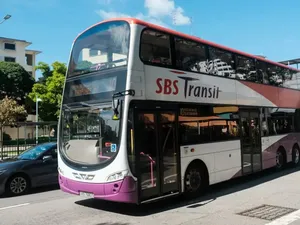 Duh! Gegara Bawa Ayam Goreng, Penumpang Ini Dimaki Supir Bus