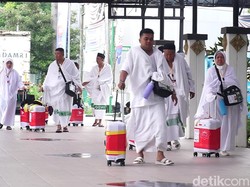 Jadwal Terbang Calon Haji Embarkasi Solo Mundur, Garuda Minta Maaf