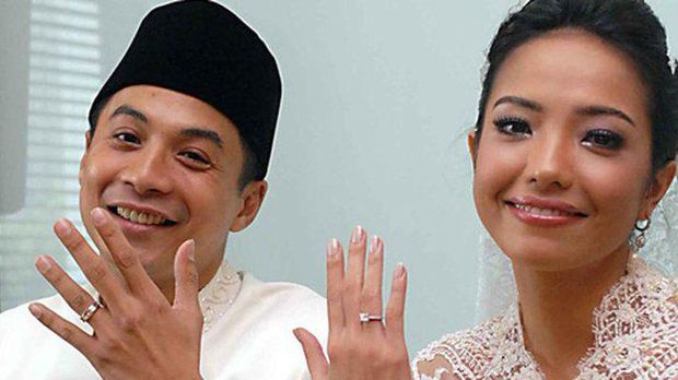 Imelda Therinne dan Aldijah Diah