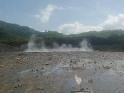 Kawah Keramikan Lampung Barat Erupsi, Ini Kata Pakar