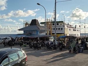 Jadwal Kapal Feri Rute Selayar-Bira Minggu 27 April 2025, Cek di Sini! Jadwal Kapal Feri Rute Selayar-Bira Minggu 27 April 2025, Cek di Sini!