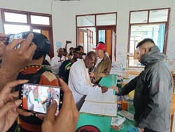 Jenazah Anggota OPM Pembakar Kios-Sekolah di Paniai Diserahkan ke Keluarga