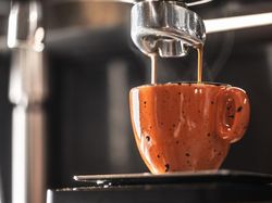 Ini Perbedaan Magic Coffee yang Lagi Hits dengan Cappuccino