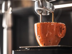 Ini Perbedaan Magic Coffee yang Lagi Hits dengan Cappuccino