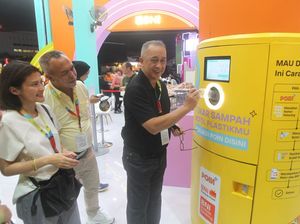 Recycle Vending Machine Hadir di BNI Java Jazz Festival