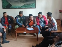 Agen Travel Rombongan Elf yang Masuk Lautan Pasir Bromo Angkat Bicara