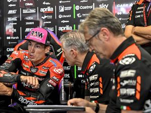 MotoGP Mandalika: Aleix Espargaro Liburan Dulu, Balapan Kemudian MotoGP Mandalika: Aleix Espargaro Liburan Dulu, Balapan Kemudian