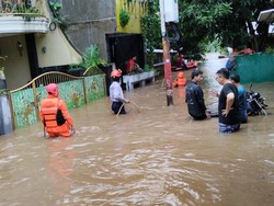 38 RT di Jakarta Banjir Pagi Ini, Pejaten Timur Capai 2,6 Meter