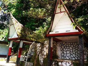 Aek Sipaulak Hosa Dairi, Mata Air dari Tancapan Tongkat Raja Silahisabungan