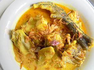 Resep Kare Ayam Kampung Berbumbu Khas Jawa yang Gurih Sedap Resep Kare Ayam Kampung Berbumbu Khas Jawa yang Gurih Sedap