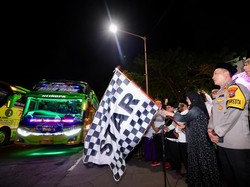 Bupati Ipuk Lepas Keberangkatan 1.238 Jemaah Haji Banyuwangi