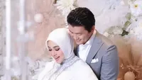 Gaya Para Artis Pamer Baby Bump Umumkan Kehamilan di Tahun 2024