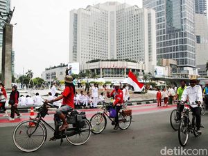 Asyiknya Menikmati Akhir Pekan Bersama Keluarga di CFD Jakarta