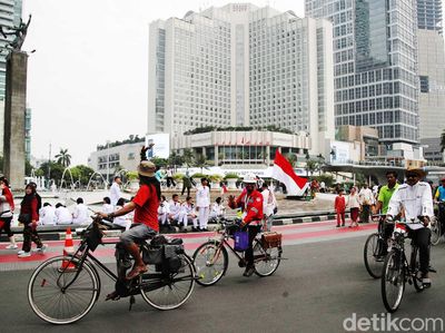 Asyiknya Menikmati Akhir Pekan Bersama Keluarga di CFD Jakarta