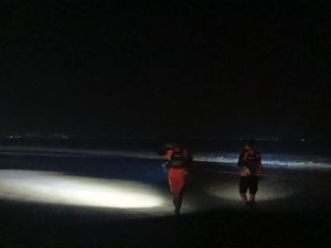 Buruh Bangunan Asal NTT Terseret Arus Saat Mandi di Pantai Batu Belig Buruh Bangunan Asal NTT Terseret Arus Saat Mandi di Pantai Batu Belig