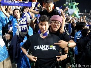 Keseruan Laga Persib Vs Madura United
