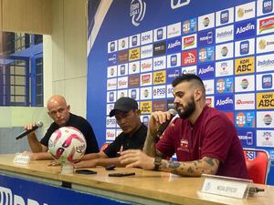 Final Liga 1: Dibantai 0-3, Madura United Akui Persib Bermain Lebih Baik Final Liga 1: Dibantai 0-3, Madura United Akui Persib Bermain Lebih Baik