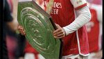 Meme MU Juara Piala FA, Arsenal Ikut Kena Ledek