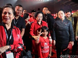 Tangisan Puan hingga Sindiran Megawati Warnai Rakernas V PDIP