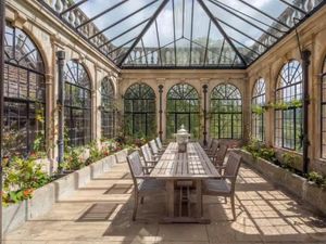 Istana Tua Masih Ciamik Meski Sudah 400 Tahun