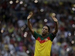 Ronaldinho Muak Lihat Penampilan Timnas Brasil, Benarkah?