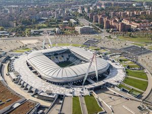 Arsitektur Allianz Stadium, Kandang Klub Sepakbola Juventus Arsitektur Allianz Stadium, Kandang Klub Sepakbola Juventus