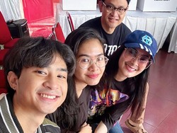 Sikap Iis Dahlia Lihat Devano Danendra Bertato