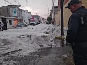 Lagi Hadapi Gelombang Panas, Meksiko Malah Dapat Hujan Es