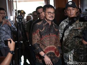 Jokowi hingga JK Diminta Jadi Saksi Meringankan SYL di Persidangan Jokowi hingga JK Diminta Jadi Saksi Meringankan SYL di Persidangan