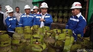 Momen Mendag Zulhas Bongkar Modus Penggurangan Isi Gas LPG 3 Kg