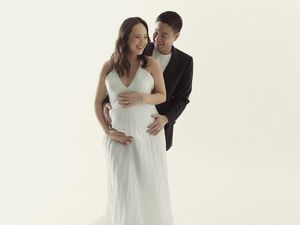 Kecantikan Pamela Bowie di Maternity Shoot Jadi Perhatian Kecantikan Pamela Bowie di Maternity Shoot Jadi Perhatian