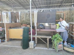 Pedagang Pasar Banyuwangi Mulai Kemas Dagangan Ikuti Relokasi