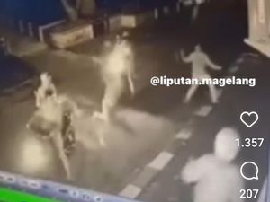 3 Fakta ABG Tergeletak dengan Luka 12 Tusukan di Samping Masjid Cawang Magelang 3 Fakta ABG Tergeletak dengan Luka 12 Tusukan di Samping Masjid Cawang Magelang
