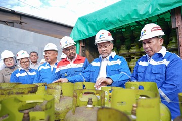 Kemendag &amp; Pertamina Patra Niaga Komitmen Awasi Pengisian LPG di SPBE