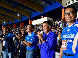 Pj Gubernur Jabar: Saya Optimistis Persib Bandung Juara Liga 1 Pj Gubernur Jabar: Saya Optimistis Persib Bandung Juara Liga 1