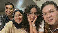 Pose Keren Sahila Hisyam Saat Makan Bareng Ayah dan Sahabat
